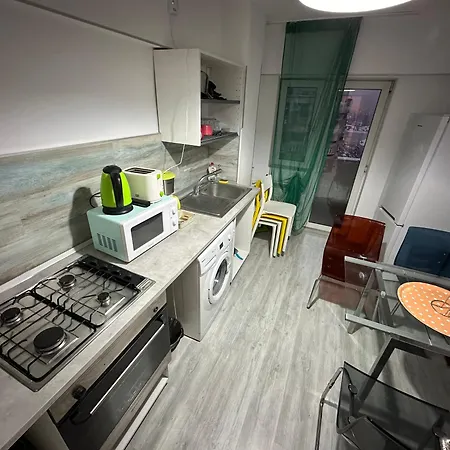 Green Apartment 63-3